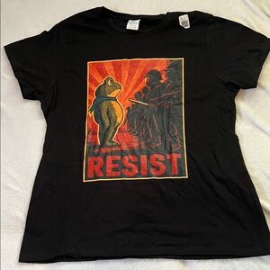 Resist Portland Frog Graphic T-Shirt (Ladies XL)